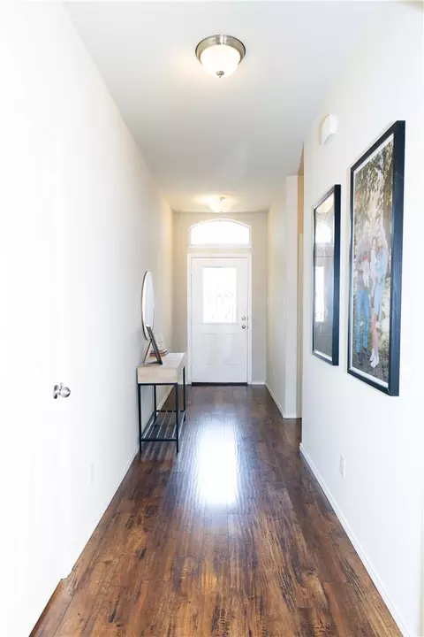 11109 Buzzard Gulch Dr, Waco, TX 76708 photo 5