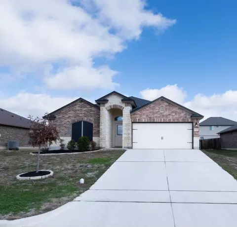 11109 Buzzard Gulch Dr, Waco, TX 76708 photo 2