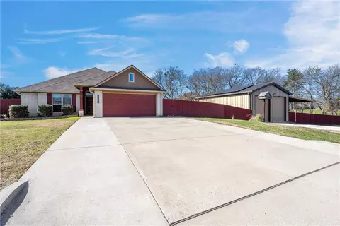 245 Milky Way Rd, Bruceville, TX 76630