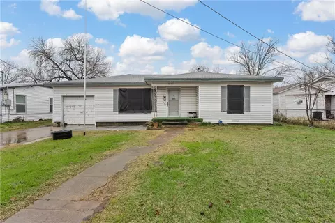 3635 Redbird St, Waco, TX 76705