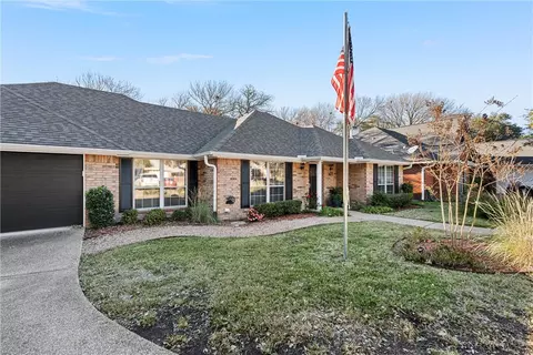 3627 Fieldstone Cir, Waco, TX 76708 photo 4