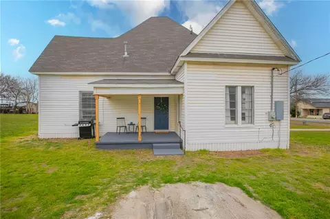 401 W Pine St, Abbott, TX 76621 photo 26