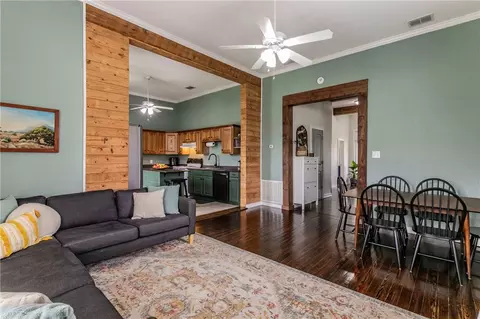 401 W Pine St, Abbott, TX 76621 photo 5