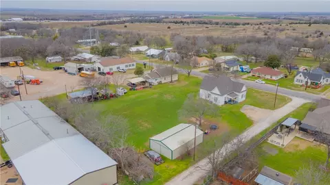 401 W Pine St, Abbott, TX 76621 photo 32