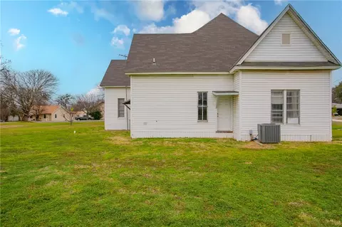 401 W Pine St, Abbott, TX 76621 photo 24