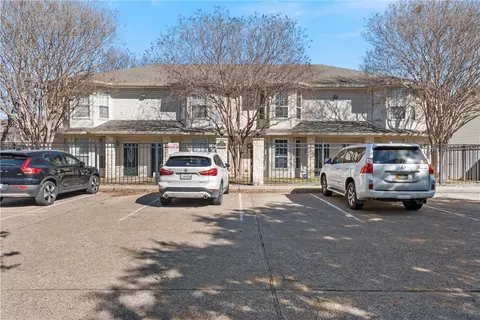 2020 S 9th St #3, Waco, TX 76706