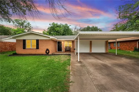 1018 N 59th St, Waco, TX 76710