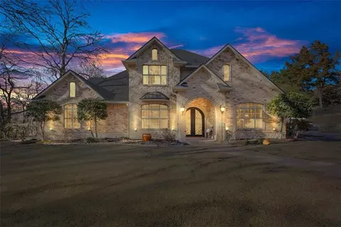11066 Chapel Rd, Lorena, TX 76655
