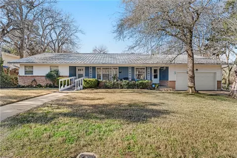 4224 Cedar Mountain Dr, Waco, TX 76708