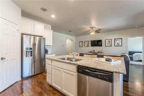 2917 Jackal Dr, Lorena, TX 76655 photo 9