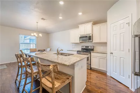 2917 Jackal Dr, Lorena, TX 76655 photo 7