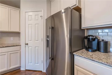 2917 Jackal Dr, Lorena, TX 76655 photo 8