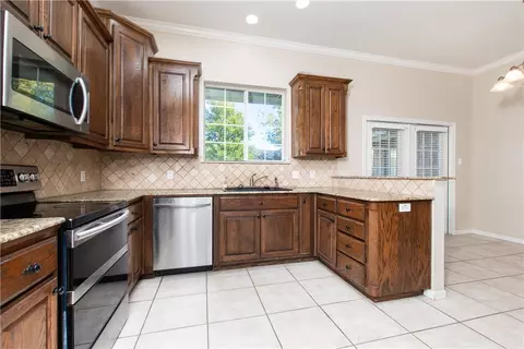10100 Segovia Dr, Waco, TX 76708 photo 7