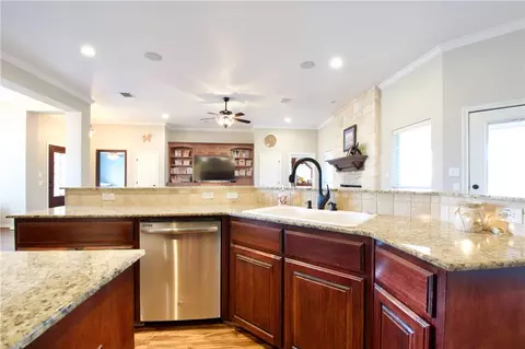 10301 Calaveras Dr, Waco, TX 76708 photo 34