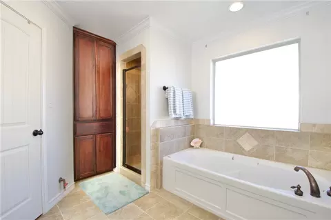 10301 Calaveras Dr, Waco, TX 76708 photo 5