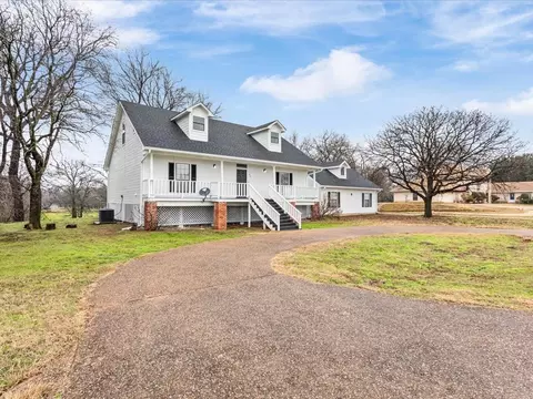 915 Stillwater Rd, Waco, TX 76708