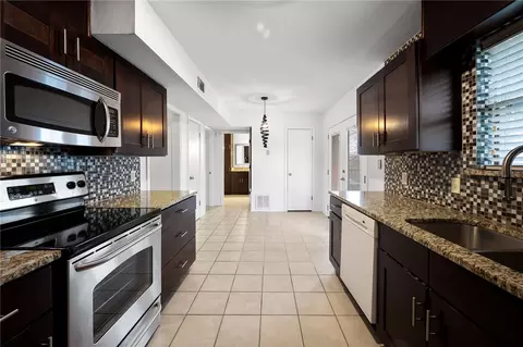 1108 Radisson Dr, Hewitt, TX 76643 photo 10