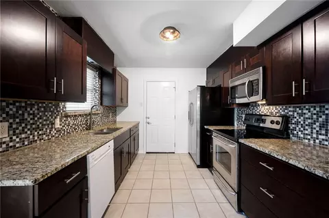 1108 Radisson Dr, Hewitt, TX 76643 photo 9