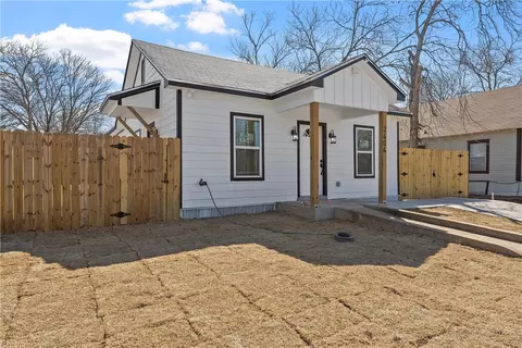 2404 Clay Ave, Waco, TX 76706