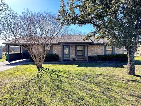 707 Ivan Rd, Robinson, TX 76706