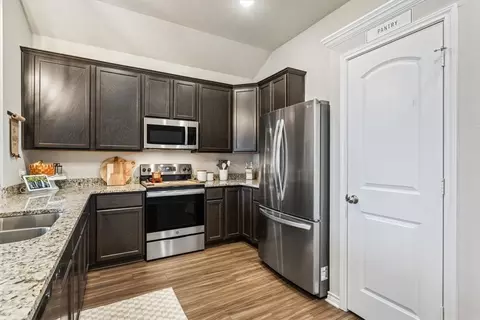 10100 Mickler Ln, Waco, TX 76708 photo 12