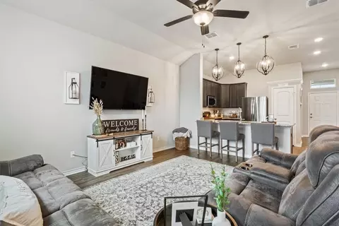 10100 Mickler Ln, Waco, TX 76708 photo 9