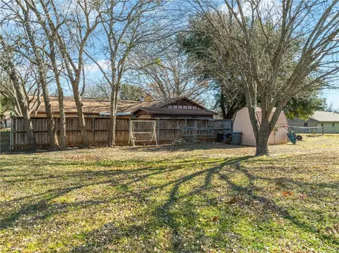 904 Evelyn Dr, Lorena, TX 76655 photo 17
