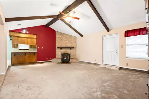 904 Evelyn Dr, Lorena, TX 76655 photo 2