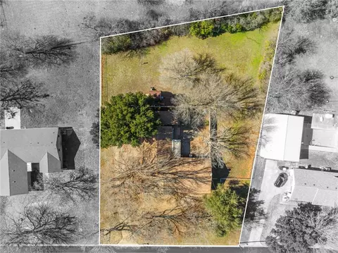 904 Evelyn Dr, Lorena, TX 76655 photo 21