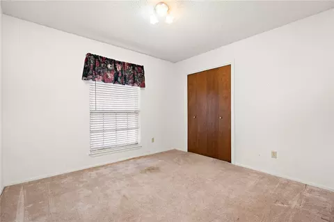 904 Evelyn Dr, Lorena, TX 76655 photo 13