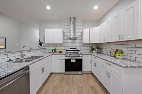 1031 E Sunset St, Waco, TX 76704 photo 8