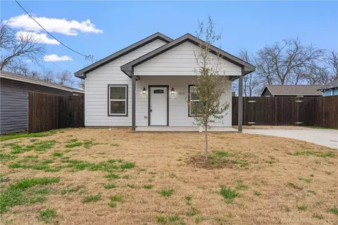 1031 E Sunset St, Waco, TX 76704