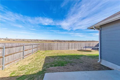 2048 Dade Loop, Temple, TX 76504 photo 22