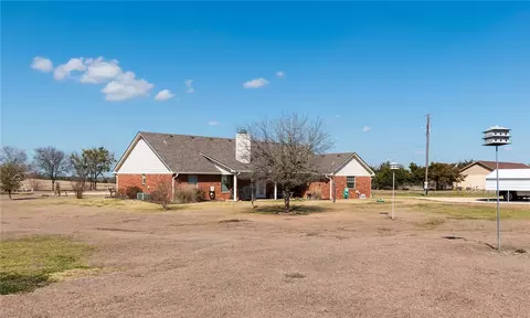 14065 Chapel Rd, Lorena, TX 76655 photo 4