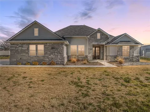 327 Southern Vw, Lorena, TX 76655