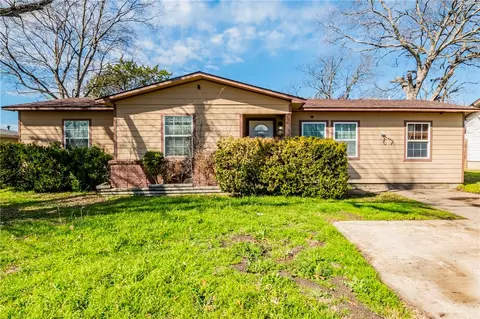 1910 S 35th St, Temple, TX 76504
