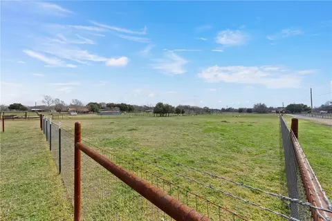 910 E Stegall Rd # -B, Robinson, TX 76706 photo 14