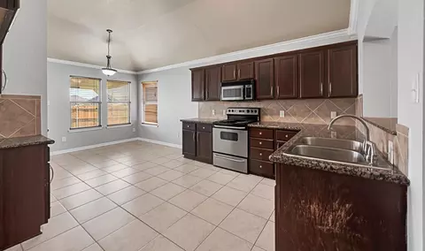 10148 Bunting Dr, Waco, TX 76708 photo 11