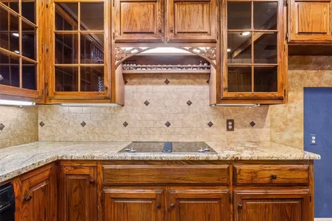 8 Carriage Sq, Waco, TX 76710 photo 23