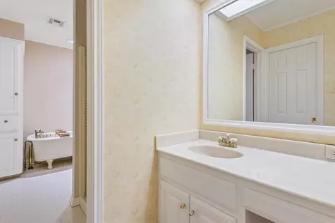 8 Carriage Sq, Waco, TX 76710 photo 41