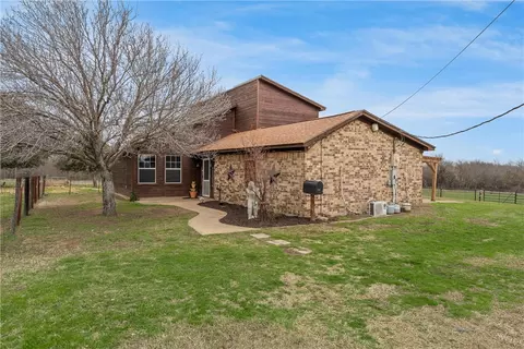 421 Wildwood Trl, Lorena, TX 76655