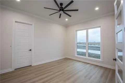 159 Queens Ct, Lorena, TX 76655 photo 19