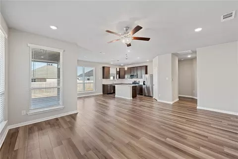 11325 Solar St, Lorena, TX 76655 photo 4