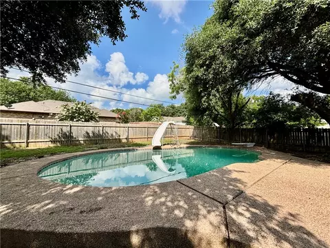 1009 Radisson Dr, Hewitt, TX 76643 photo 6