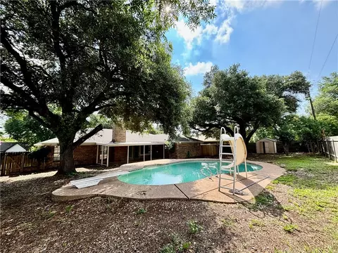1009 Radisson Dr, Hewitt, TX 76643 photo 8