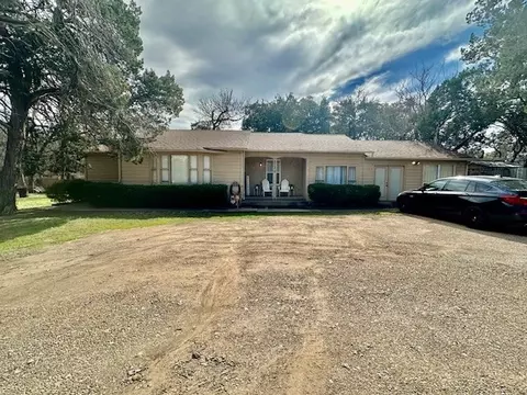 2730 Park Lake Dr, Waco, TX 76708