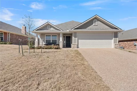 2518 Yoder Ln, Robinson, TX 76706