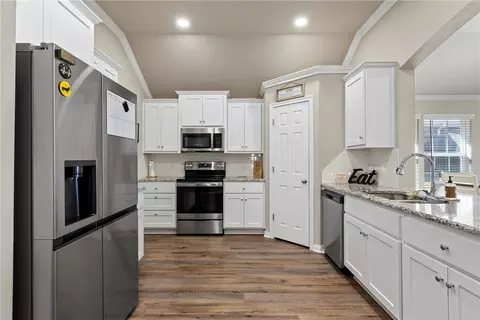 2518 Yoder Ln, Robinson, TX 76706 photo 8