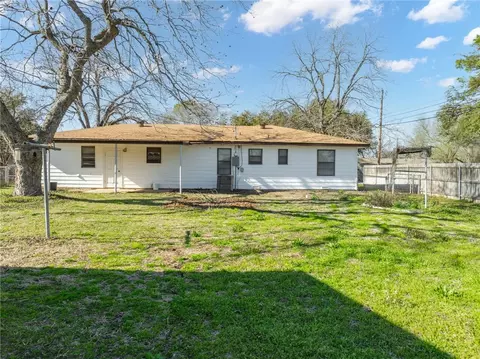 121 Adrian Dr, Robinson, TX 76706 photo 21