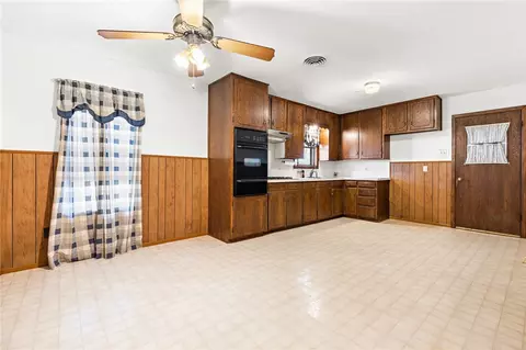 121 Adrian Dr, Robinson, TX 76706 photo 29